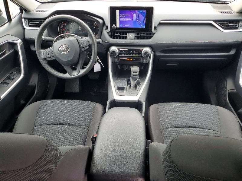 2025 TOYOTA RAV4 LE 8