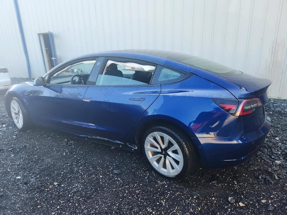 2022 TESLA MODEL 3 2