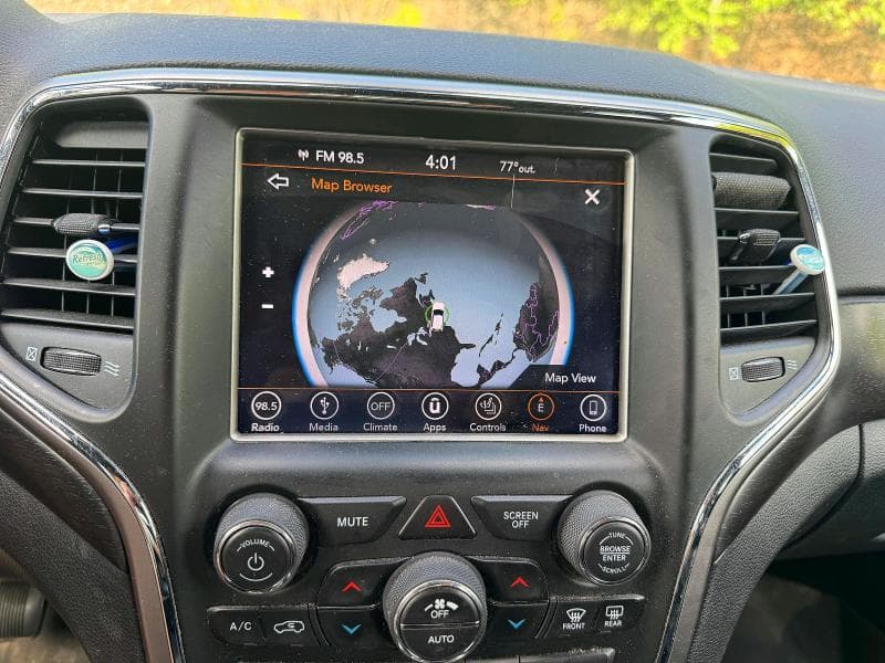 2018 JEEP GRAND CHEROKEE LAREDO 8