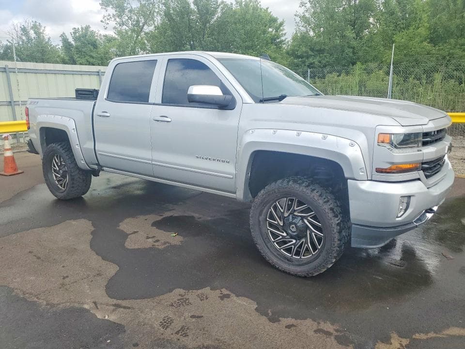 2017 CHEVROLET SILVERADO K1500 LT 4