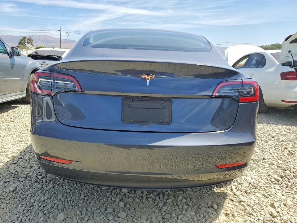 2023 TESLA MODEL 3 6