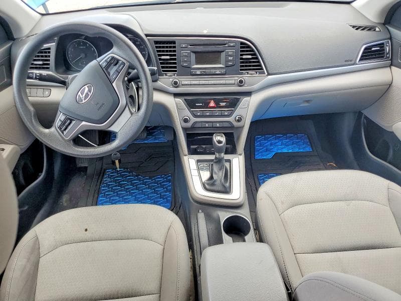 2017 HYUNDAI ELANTRA SE 8