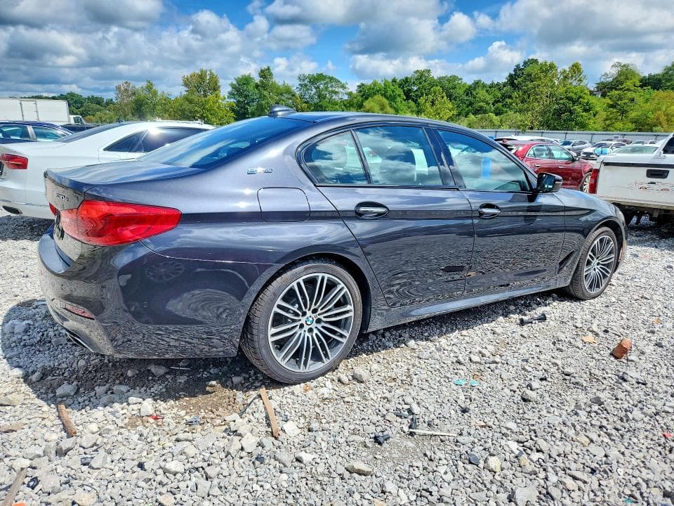 2018 BMW 530XE 3