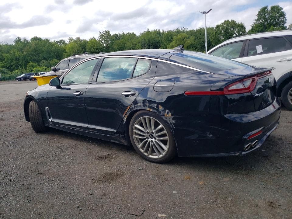 2018 KIA STINGER BASE 2