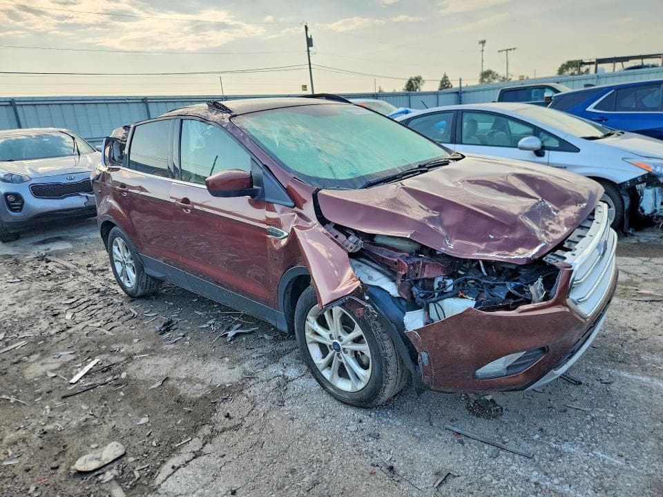 2018 FORD ESCAPE SE 4