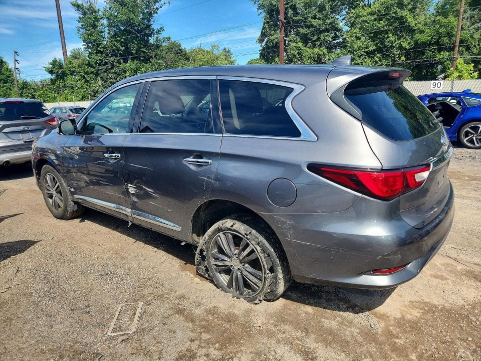 2017 INFINITI QX60 BASE 2