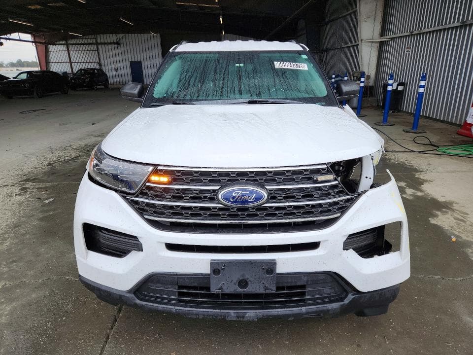 2022 FORD EXPLORER XLT 5