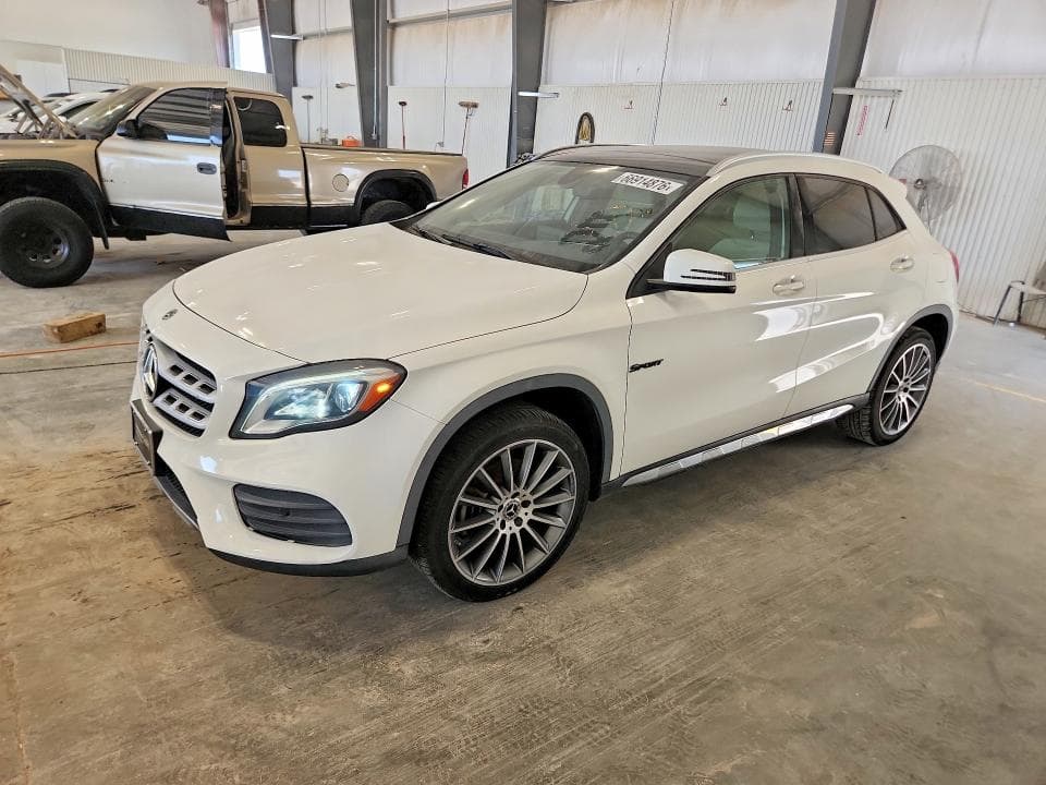 2019 MERCEDES-BENZ GLA 250 4MATIC - 1
