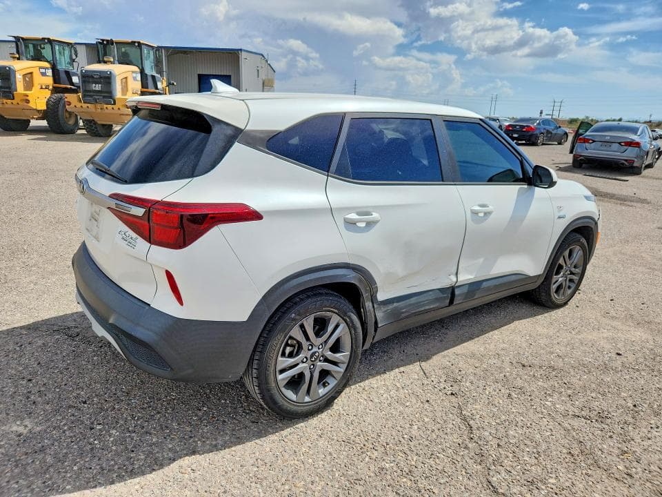 2021 KIA SELTOS LX 3