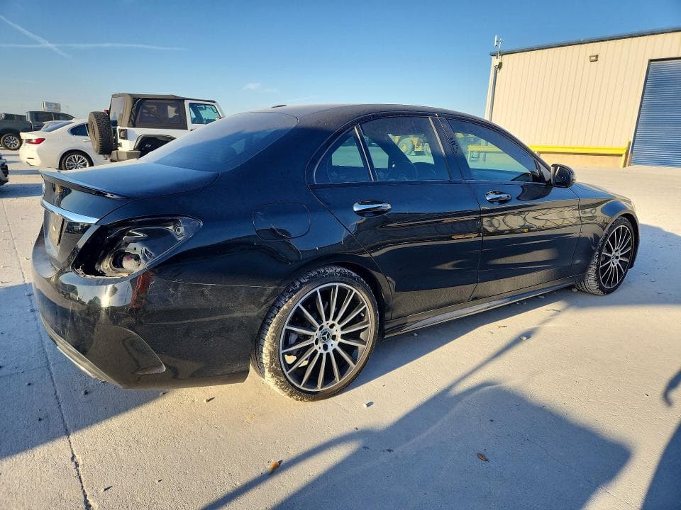 2020 MERCEDES-BENZ C 300 3