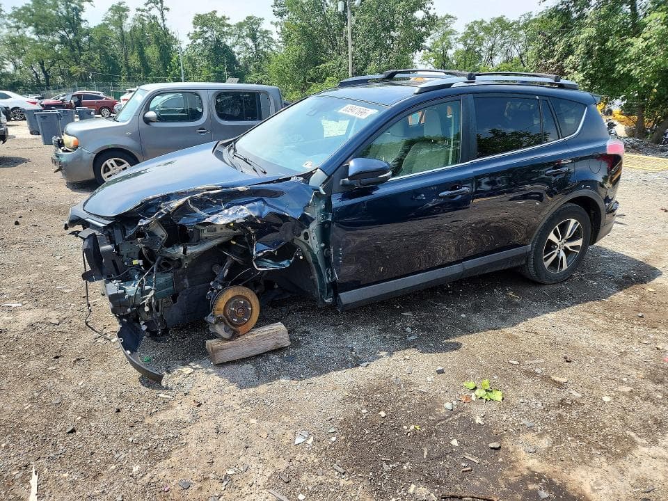 2018 TOYOTA RAV4 XLE - 1