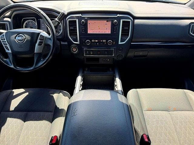 2019 NISSAN TITAN SV 8