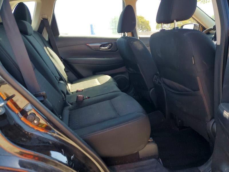 2018 NISSAN ROGUE S 11