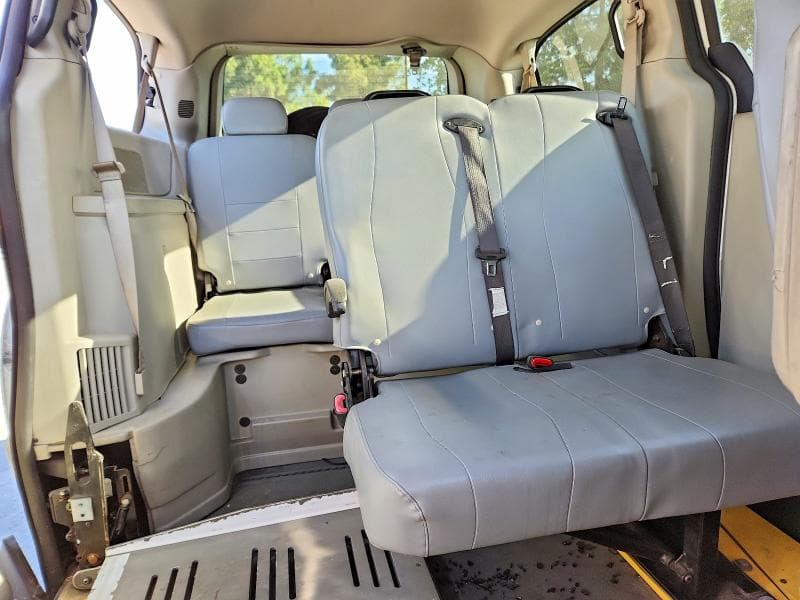 2017 DODGE GRAND CARAVAN SE 10