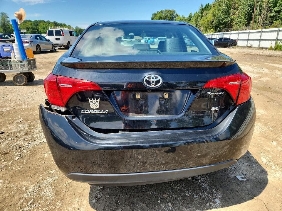 2017 TOYOTA COROLLA SE 6