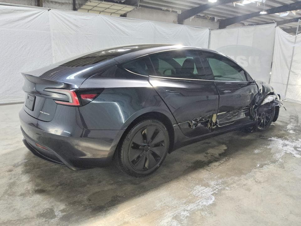 2024 TESLA MODEL 3 3