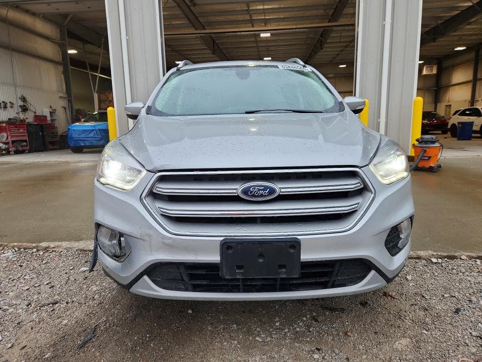 2019 FORD ESCAPE TITANIUM 5