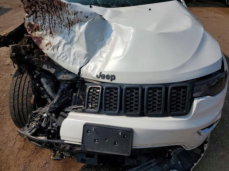2017 JEEP GRAND CHEROKEE OVERLAND 12