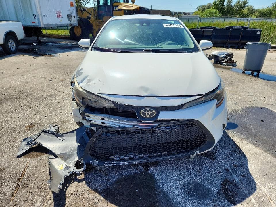 2021 TOYOTA COROLLA LE 5