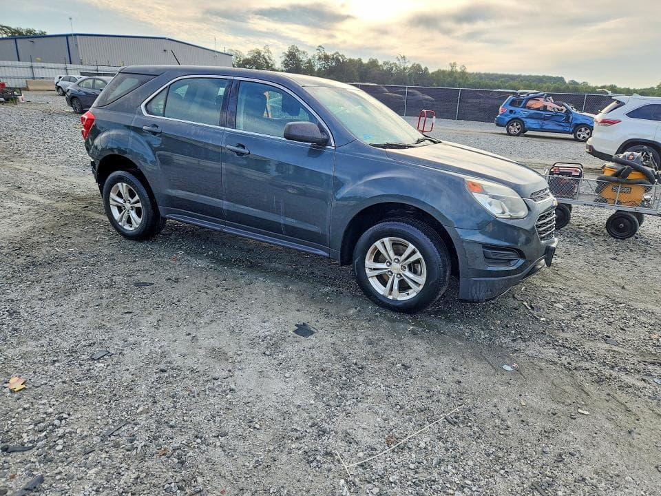2017 CHEVROLET EQUINOX LS 4
