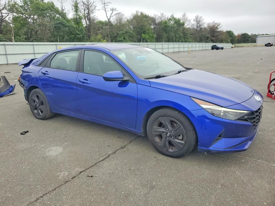 2021 HYUNDAI ELANTRA SEL 4