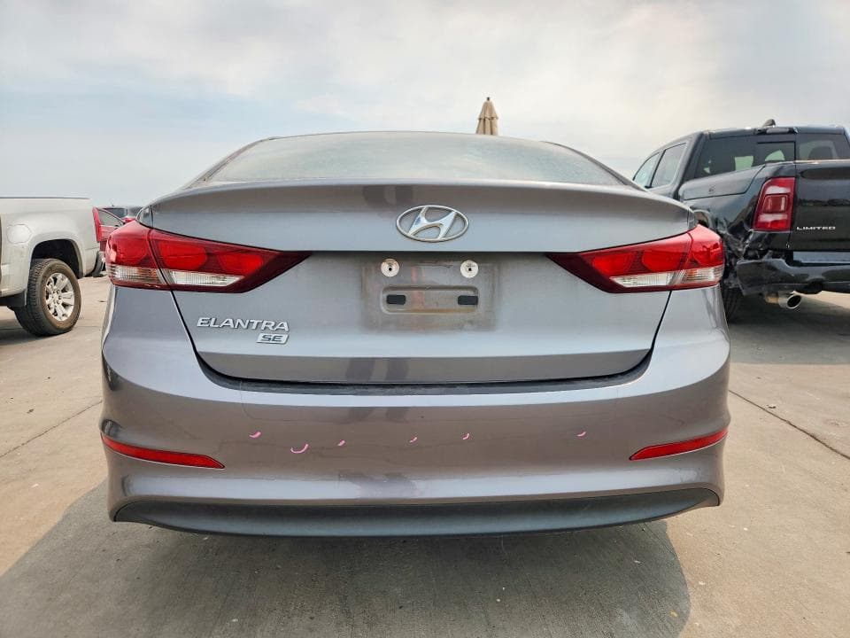 2018 HYUNDAI ELANTRA SE 6