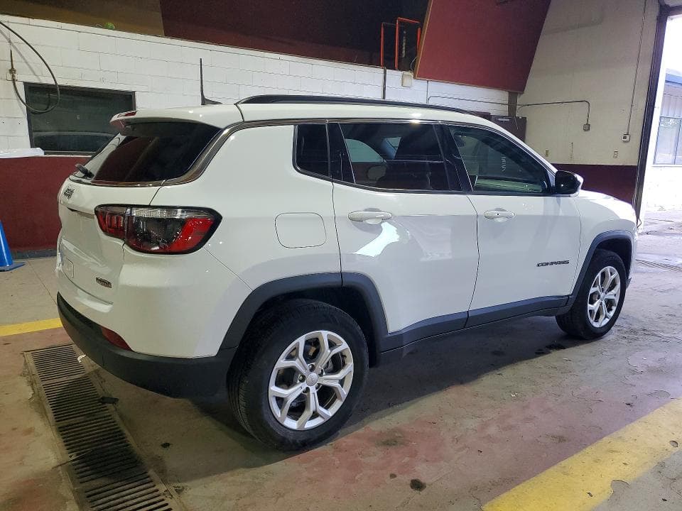 2024 JEEP COMPASS LATITUDE 3