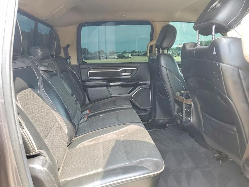 2019 RAM 1500 LARAMIE 10