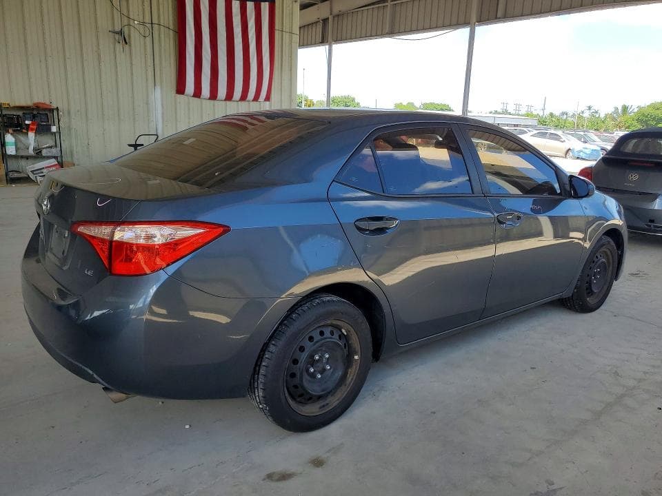 2018 TOYOTA COROLLA LE 3