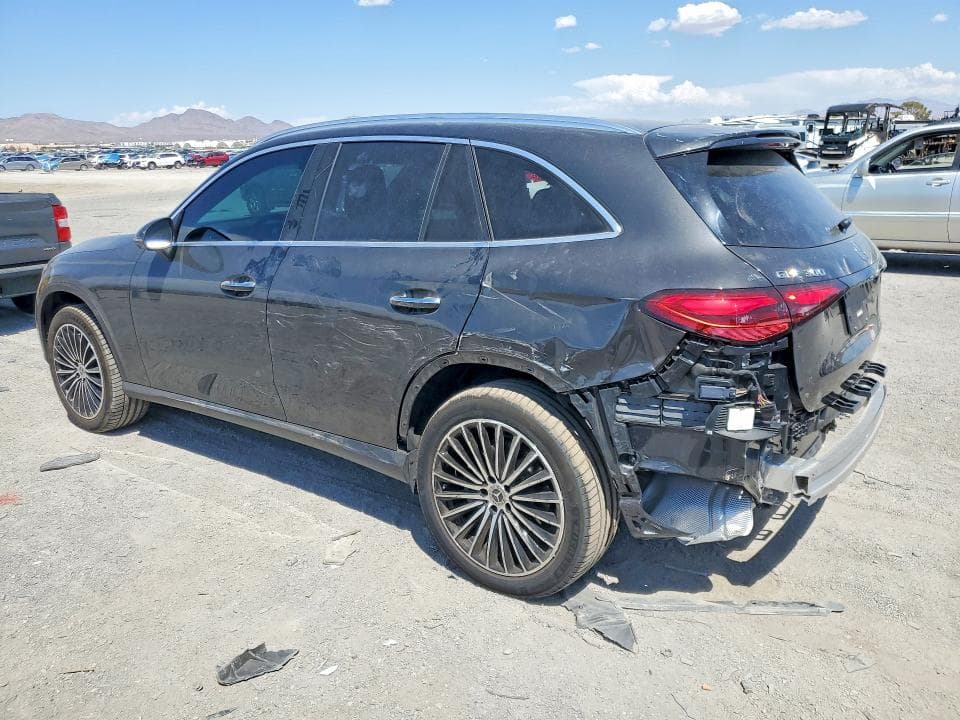 2026 MERCEDES-BENZ GLC 300 4MATIC 2
