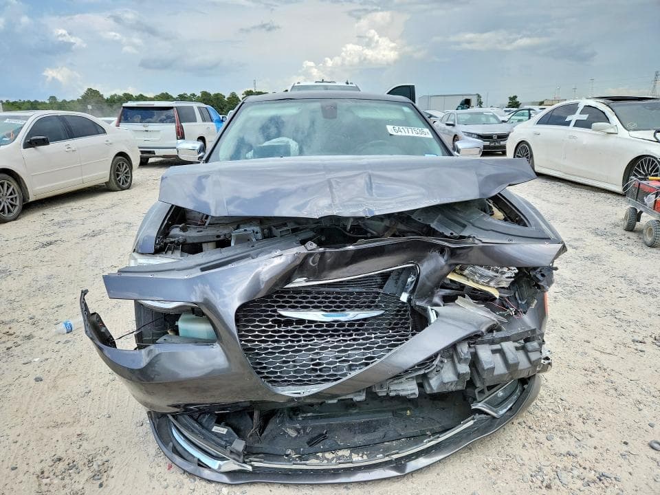 2018 CHRYSLER 300 LIMITED 5