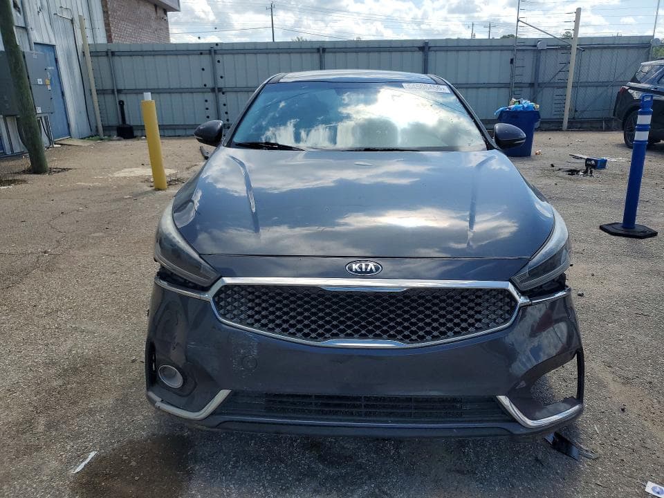 2017 KIA CADENZA PREMIUM 5