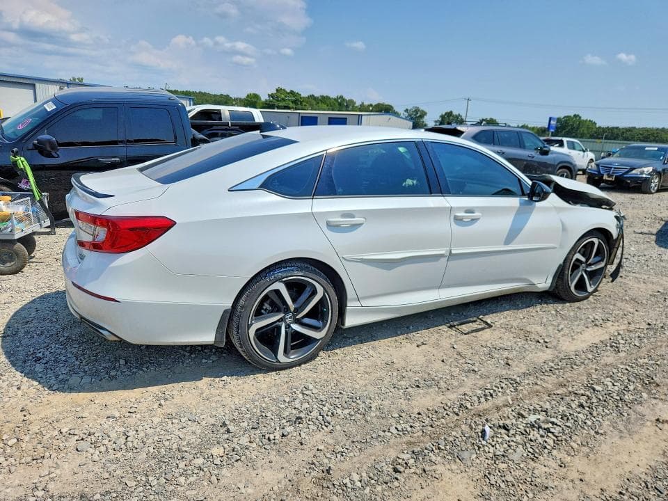 2022 HONDA ACCORD SPORT 3