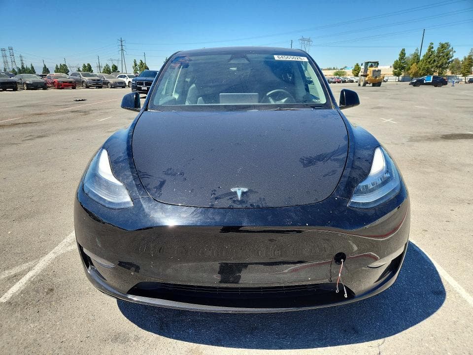 2023 TESLA MODEL Y 5