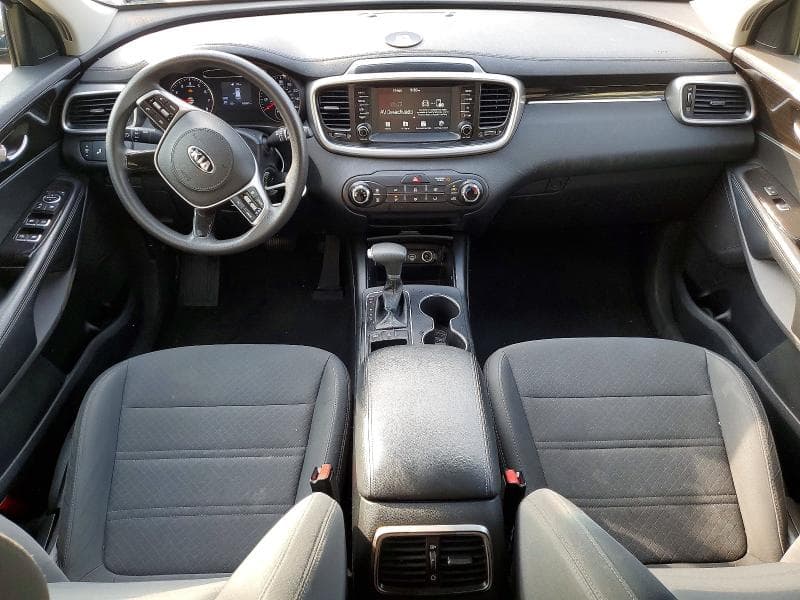 2020 KIA SORENTO LX 8