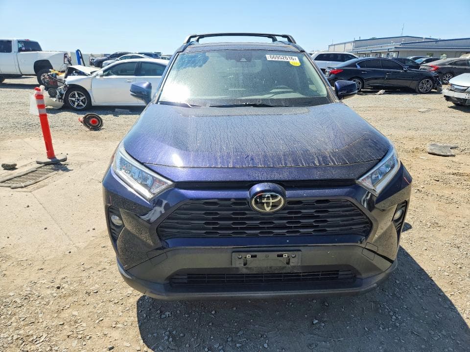2021 TOYOTA RAV4 XLE PREMIUM 5
