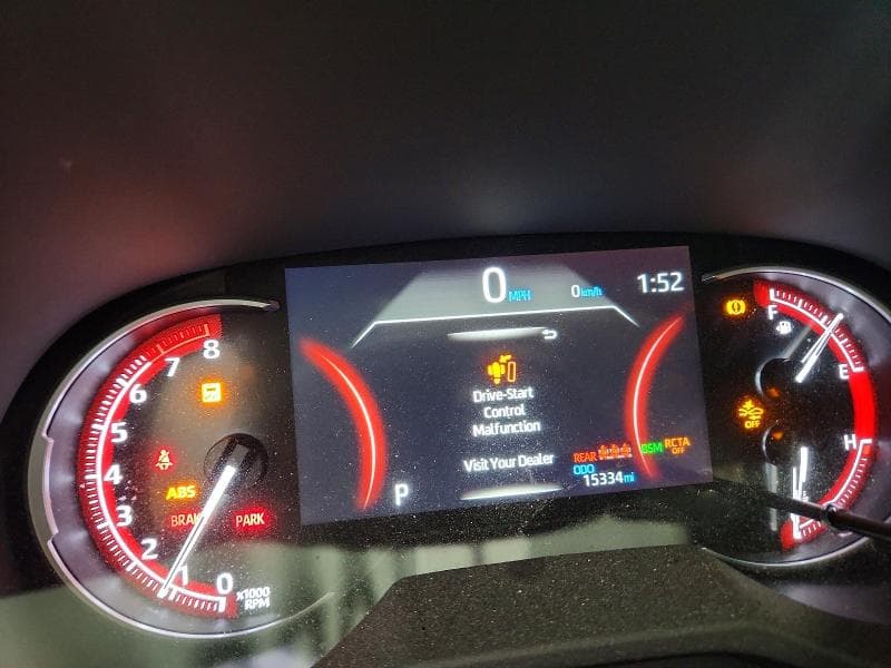 2024 TOYOTA RAV4 XLE 9