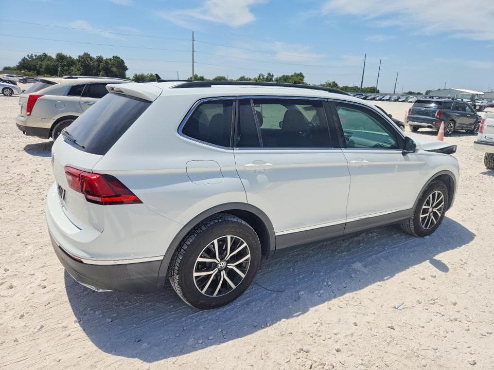 2021 VOLKSWAGEN TIGUAN SE 3