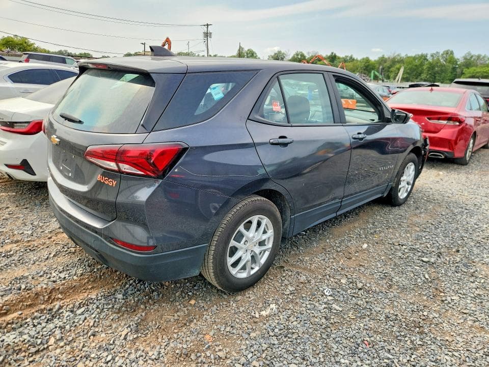 2022 CHEVROLET EQUINOX LS 3