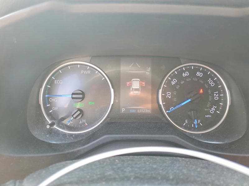 2020 TOYOTA RAV4 HYBRID XLE 9