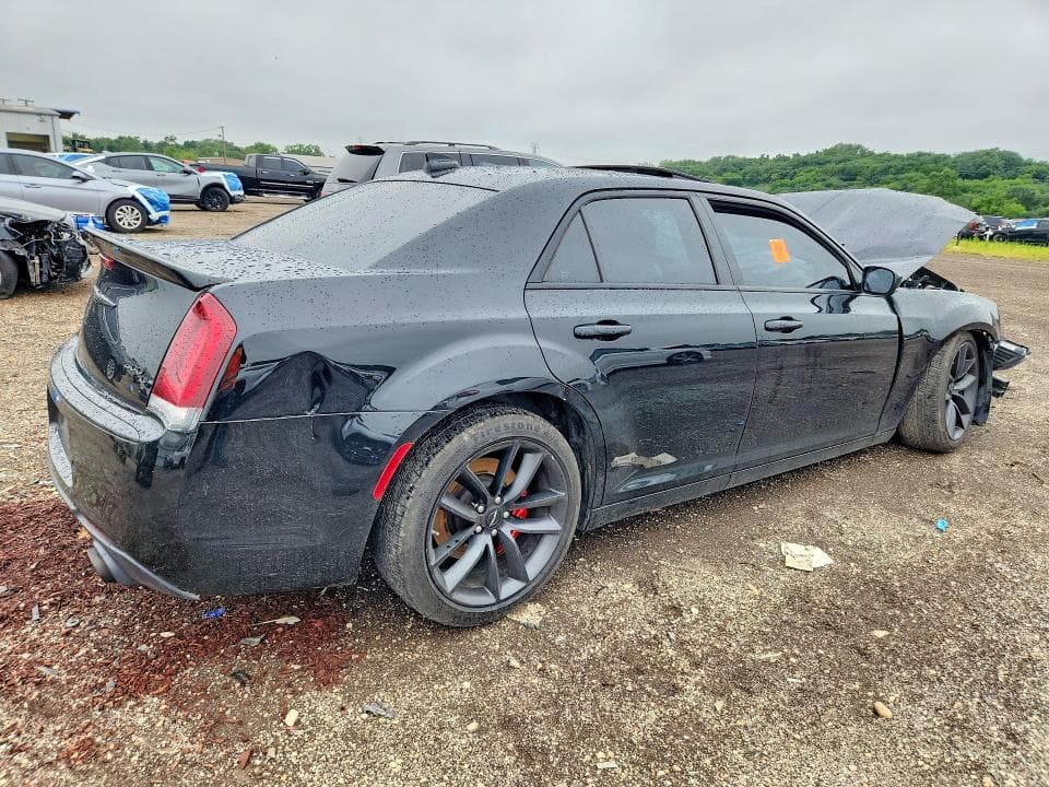 2023 CHRYSLER 300C 3