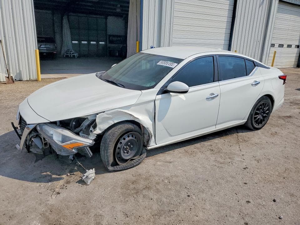 2019 NISSAN ALTIMA S - 1