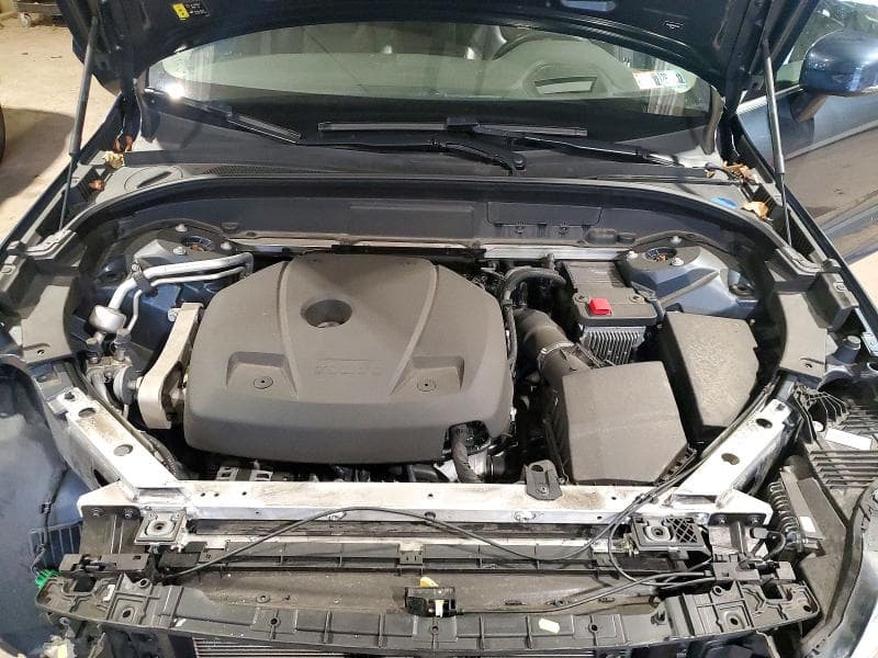 2021 VOLVO XC60 T5 MOMENTUM 12