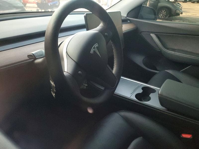 2022 TESLA MODEL Y 9