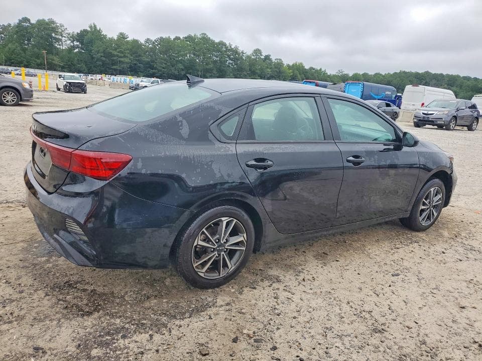 2023 KIA FORTE LXS 3