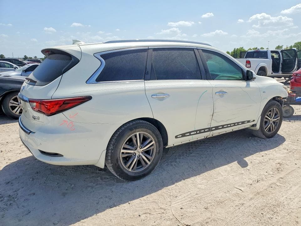 2017 INFINITI QX60 BASE 3