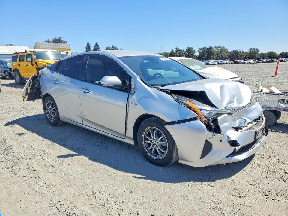 2017 TOYOTA PRIUS TWO 4