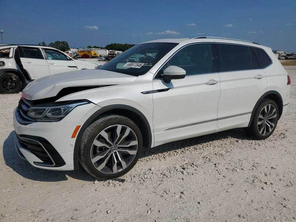2022 VOLKSWAGEN TIGUAN SEL R-LINE