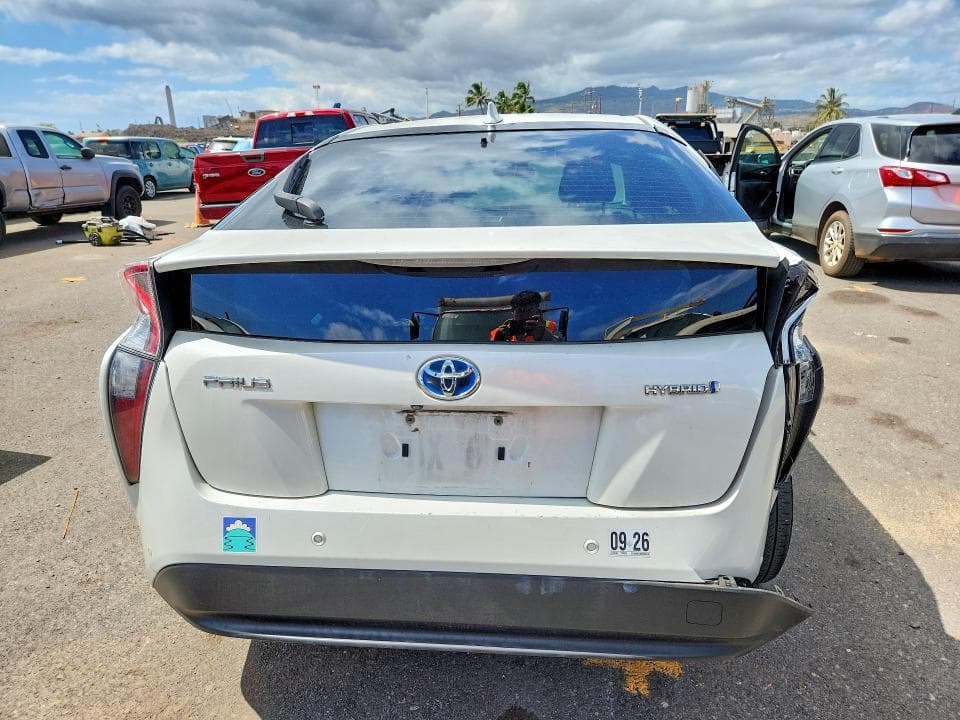 2017 TOYOTA PRIUS TWO ECO 6