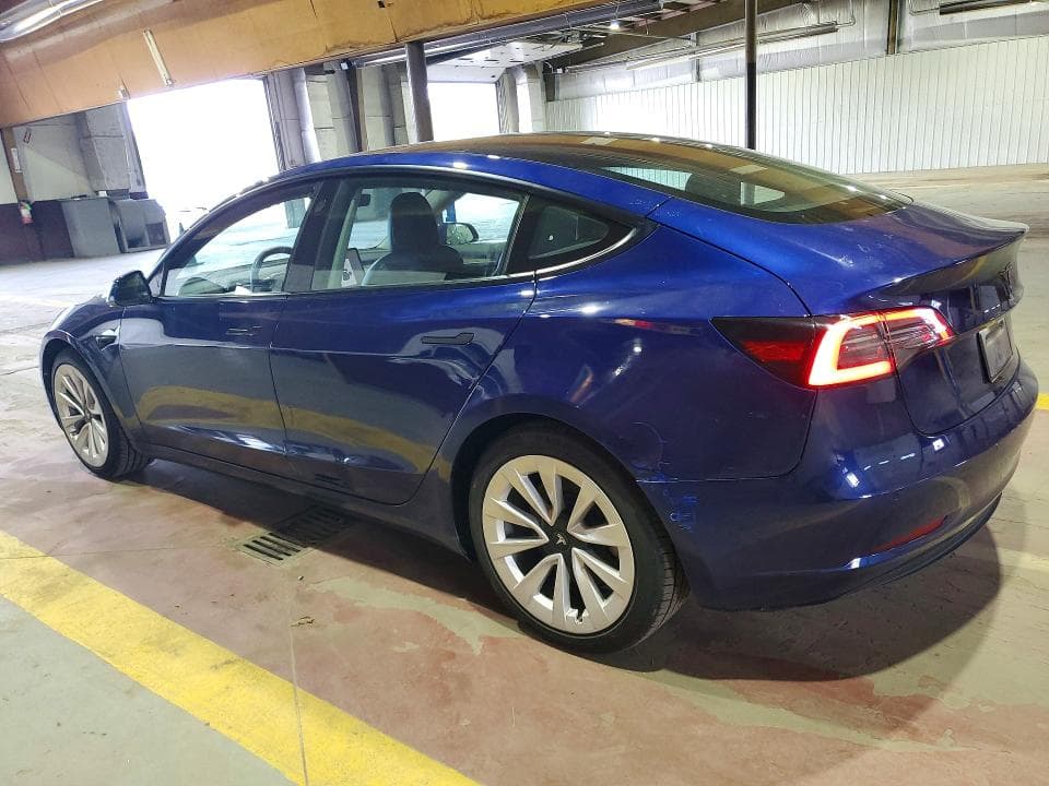2022 TESLA MODEL 3 2